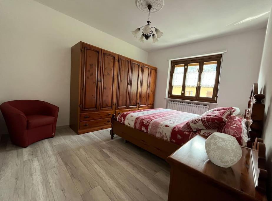 Apartament La Casa Di Sabi Locana Zewnętrze zdjęcie