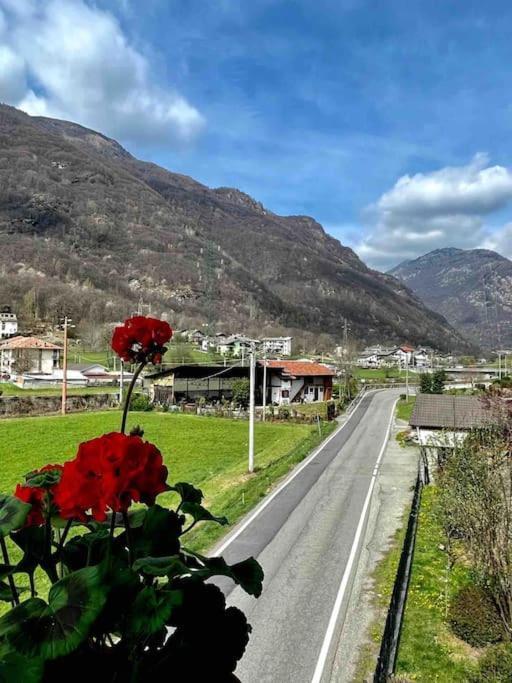 Apartament La Casa Di Sabi Locana Zewnętrze zdjęcie